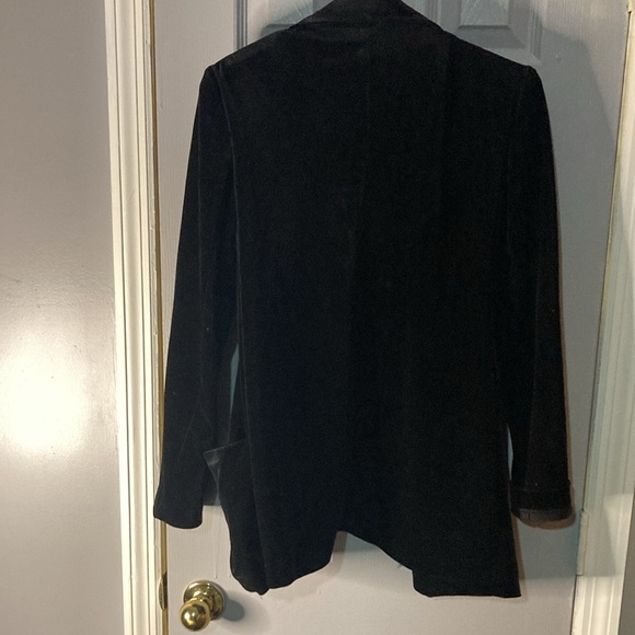 Ladies throw over blazer no buttons - Picture 2 of 4